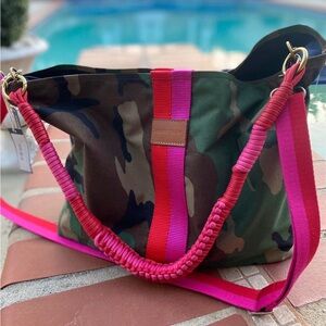 ISO medium camo Parker thatch Jane